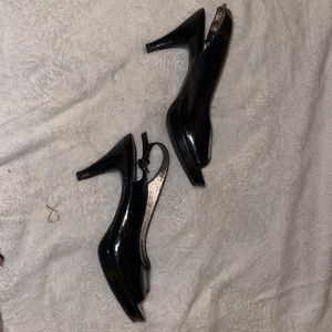 Bandolino Women's Rainaa Pump Size 7